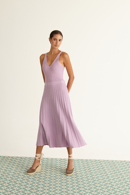 Knitted Calf Length Pleated A-line Skirt