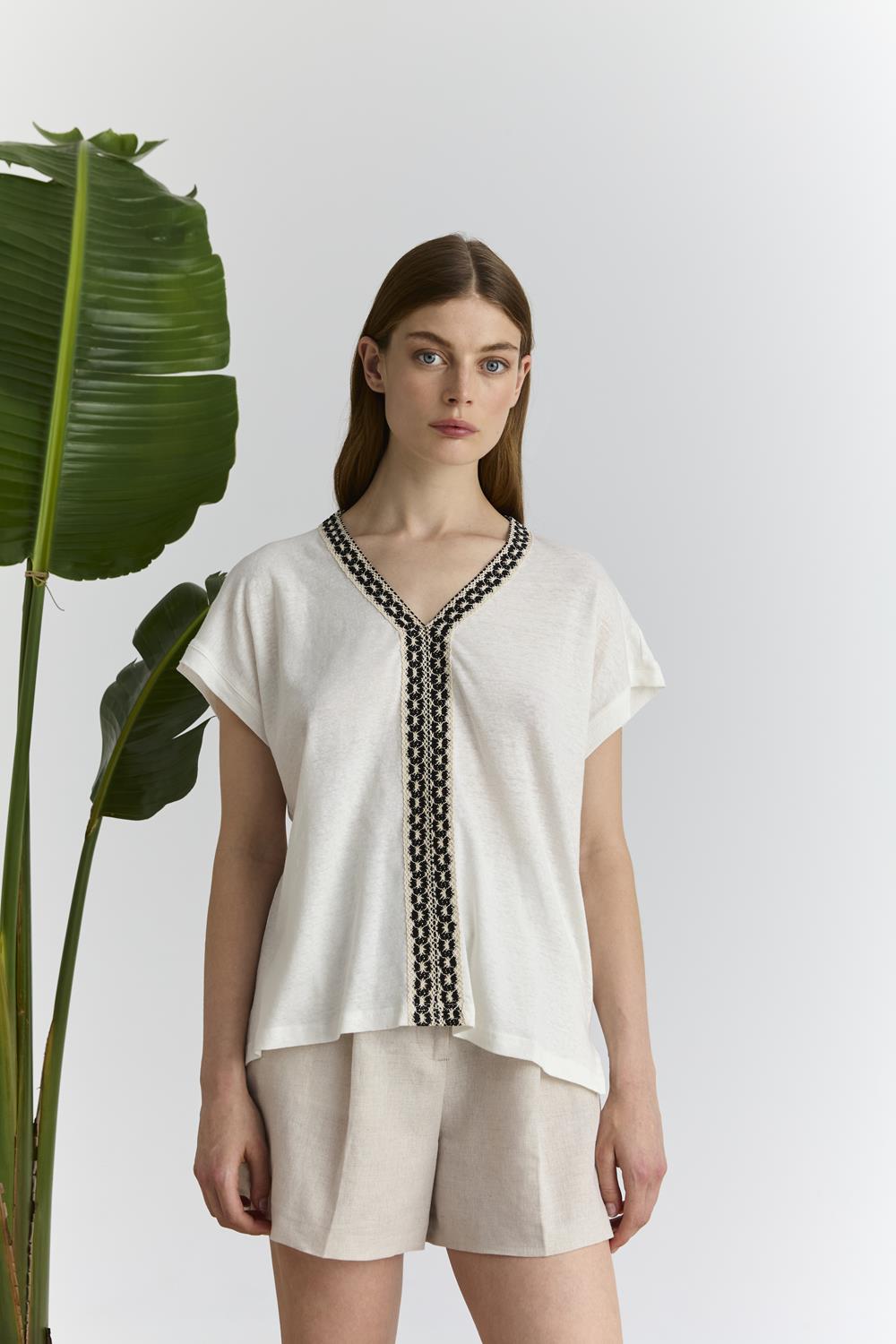 Εκρού Μπλούζα με Κέντημα Marina V Paris