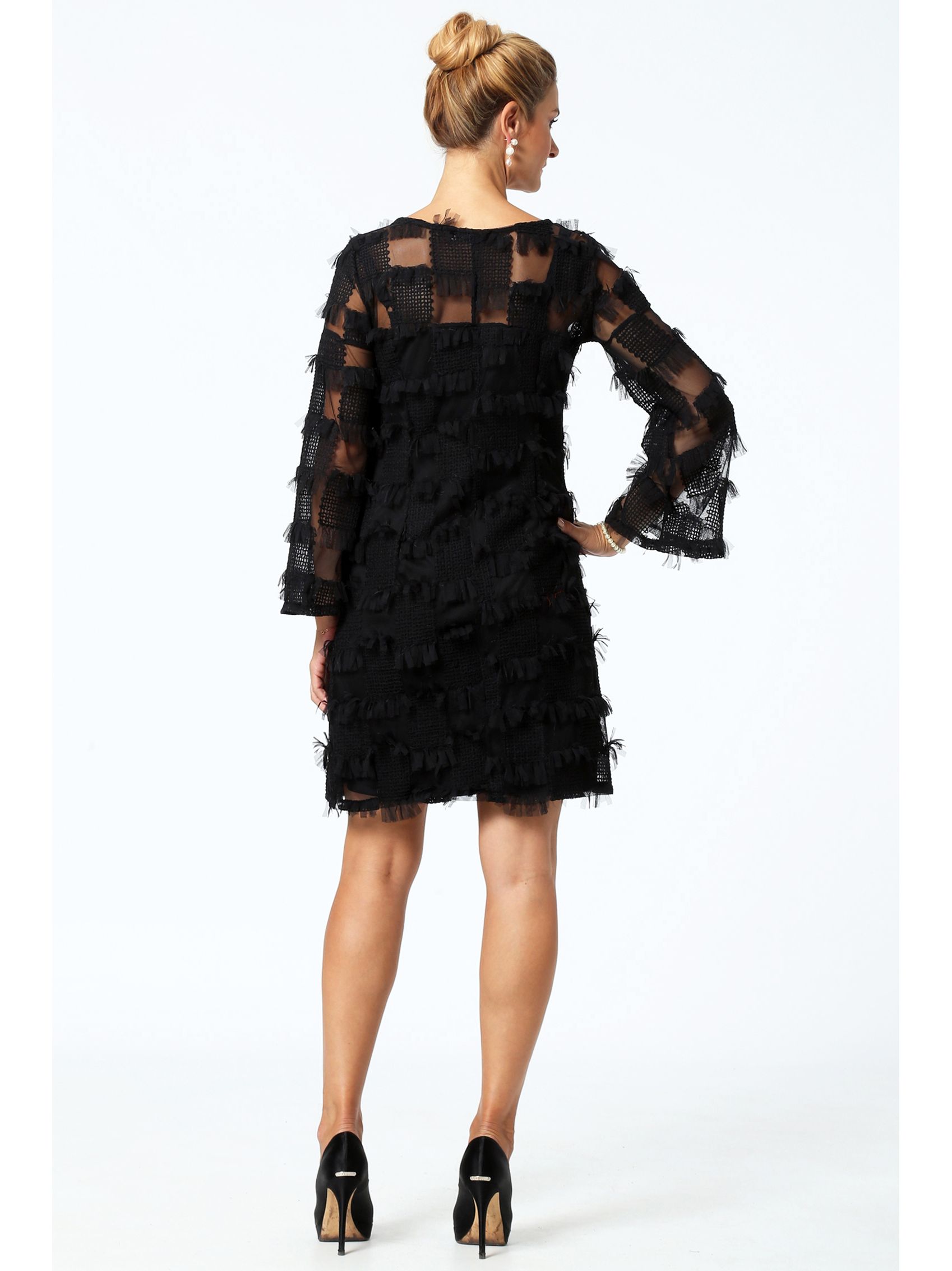Φόρεμα Μαύρο με Κεντημένο Τούλι D22209
