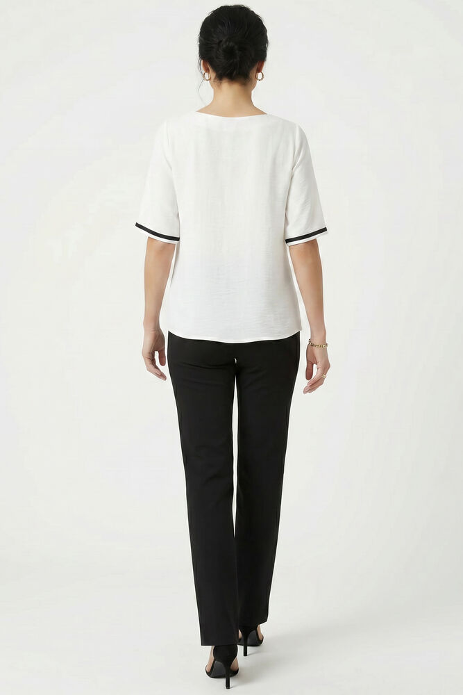 Εκρού V-Neck Κοντομάνικη Μπλούζα με Contrast Λεπτομέρειες