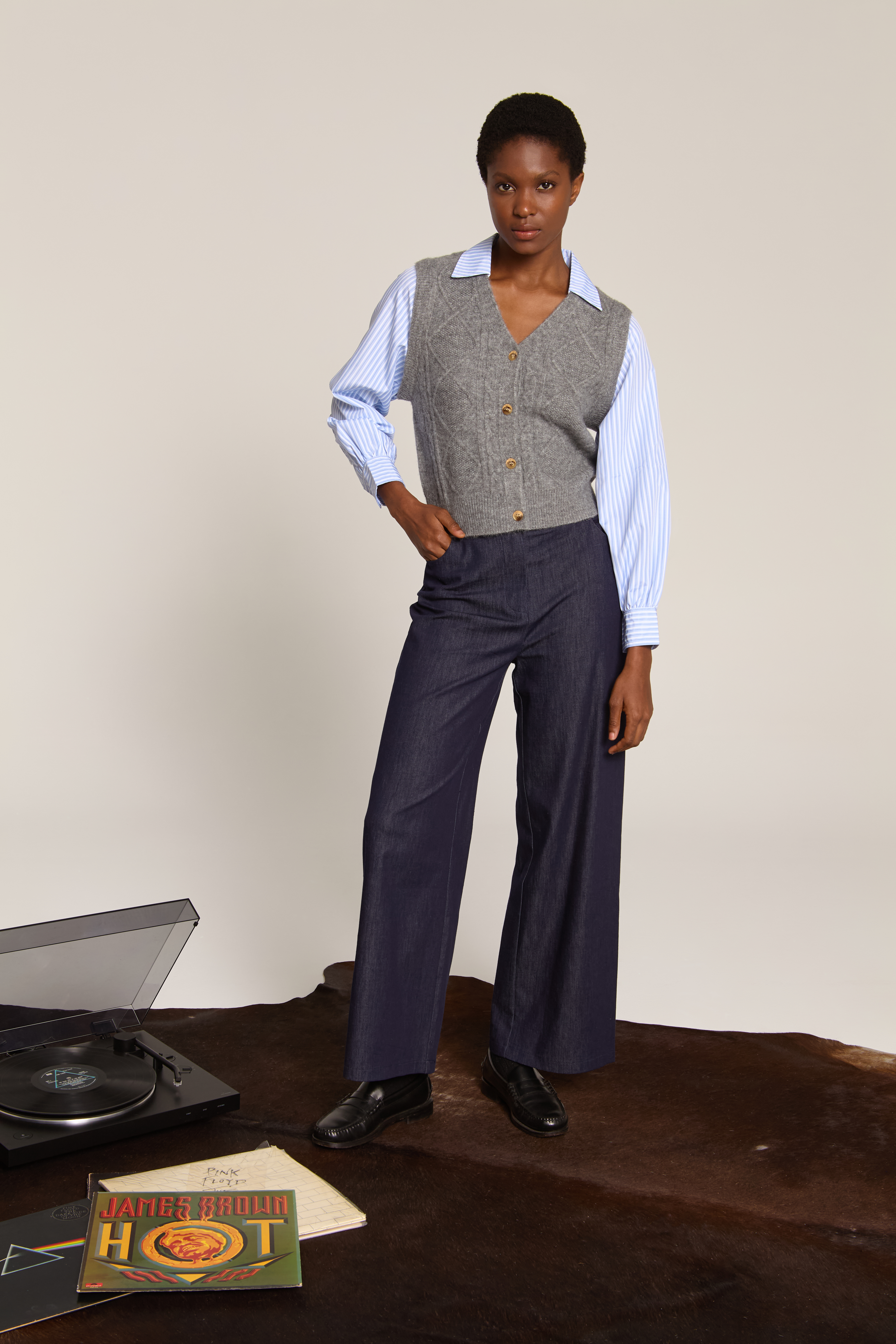 Πουλόβερ με Ενσωματωμένο Γιακά & Μανίκια Πουκαμίσου σε Γκρι